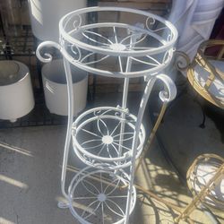 Plant Stands 