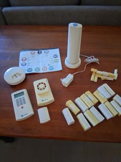 Simply Safe older complete security system