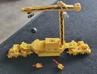 Hot Wheels Mega Rig Playset