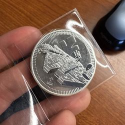 1oz Silver Millennium Falcon Niue