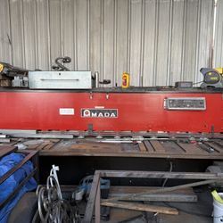 Amada M-3045 Cutter