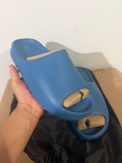 Yeezy slide