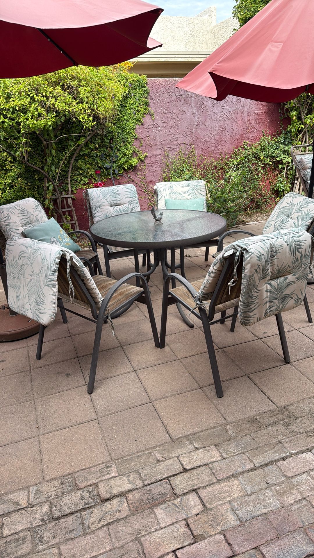 Table And Six Chairs And Cushions
