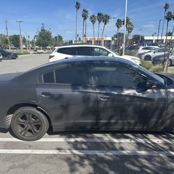 2015 Dodge Charger SXT