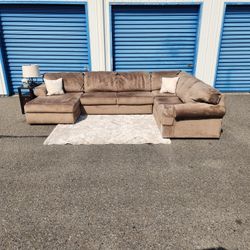 Sectional Sofa From Ashley Furniture FREE DELIVERY 