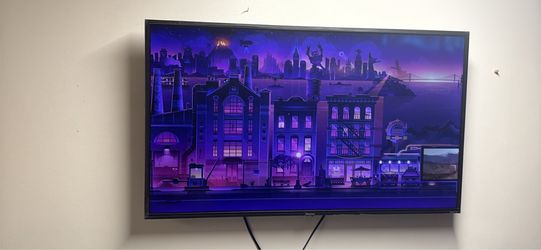 Hisense Flat Screen TV Wall Mounted