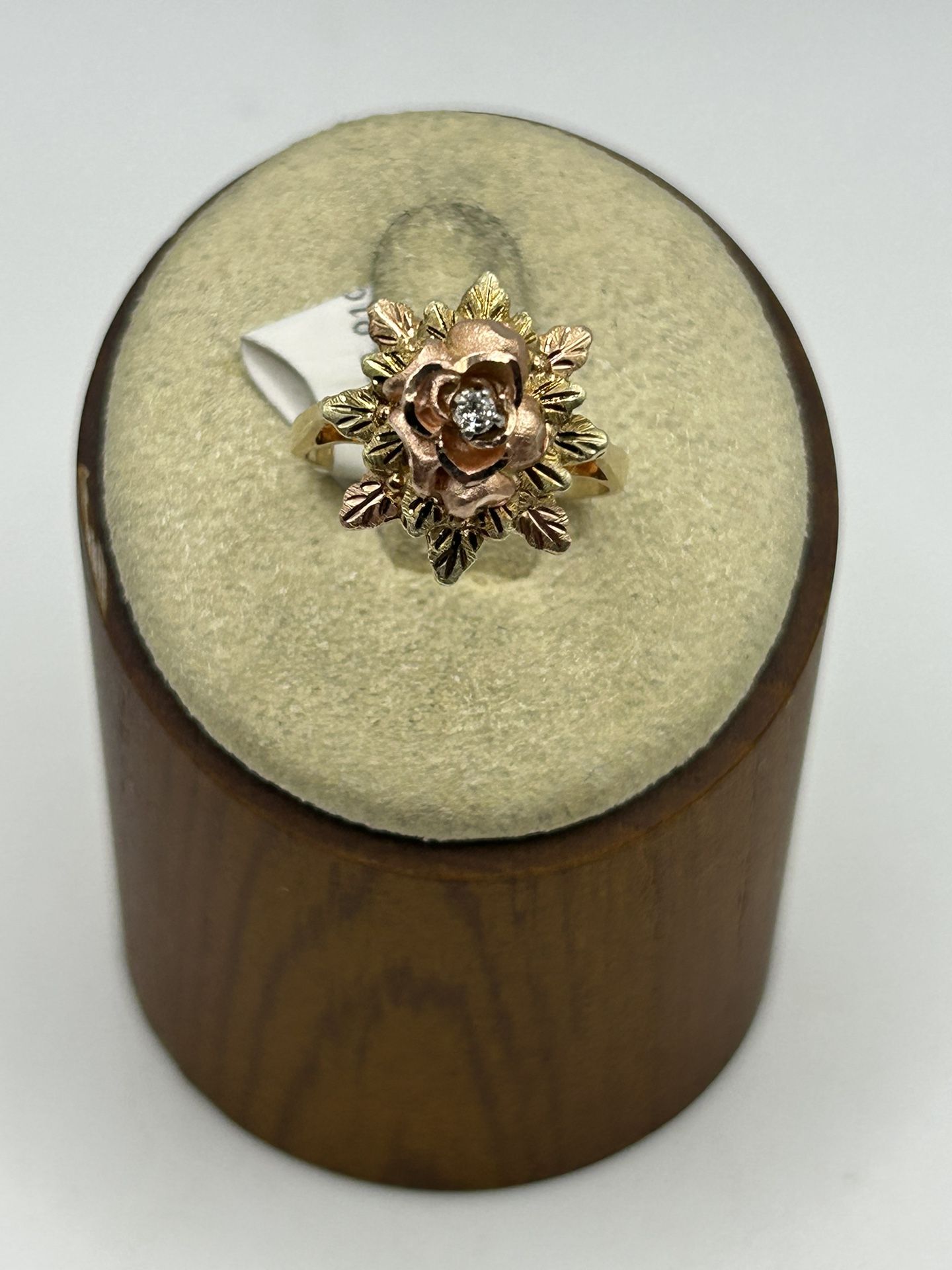 10k Black Hills Gold Flower Ring