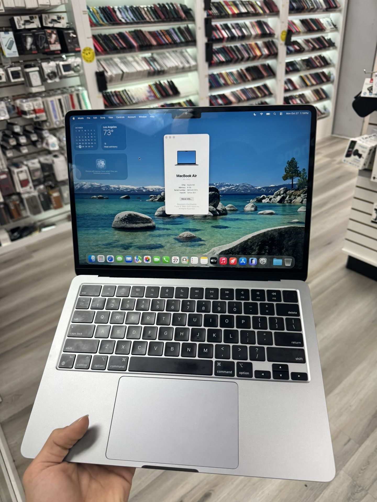 Macbook Air M2 chip 2022 With Charger Original