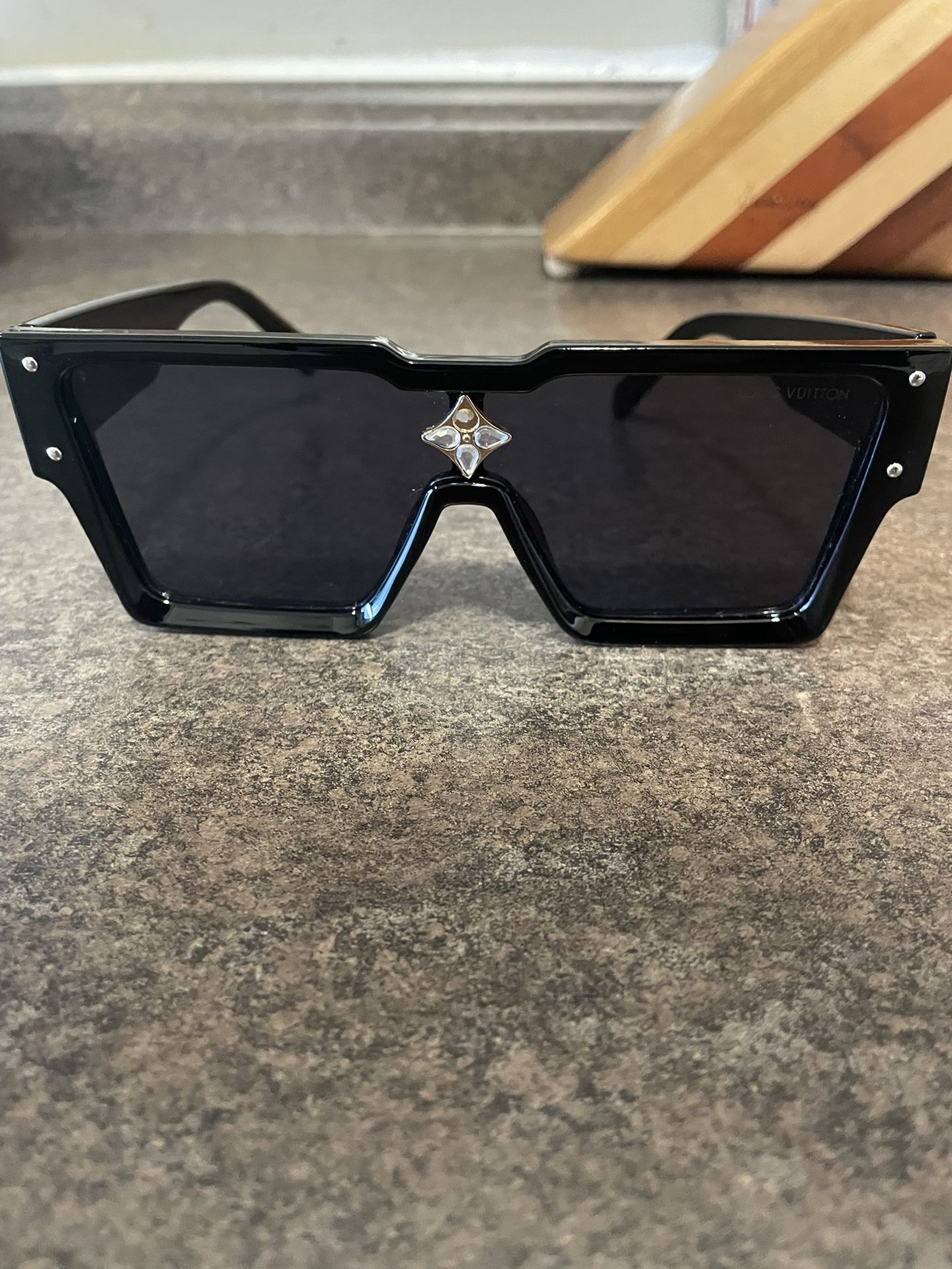 Louis Vuitton Cyclone Sunglasses
