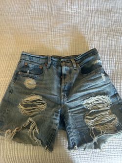 Women’s Distressed light blue high waisted denim jean shorts