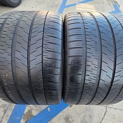 2 USED TIRES MICHELIN 305/30/20