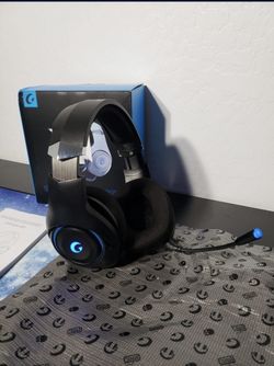 New Wireless Gaming Headset for PS5, 2.4GHz Gaming Headphones Wireless W/ Noise Canceling Microphone for PS5, PS4, Fortnite & Call of Duty/FPS Gamers,