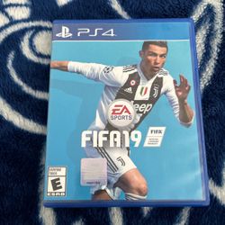 FIFA 19 on PS4