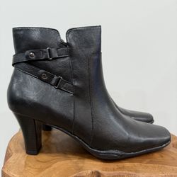 Aerosoles Women's Ankle Boots Black Side Zipper Square Toe Size 10 B