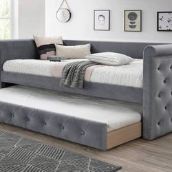 Brand New Twin Size Grey Daybed w Trundle Bed