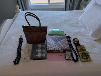 MOVING SALE any pictured individual item $15