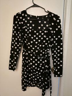 Size small women’s dress forever 21