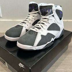 Air Jordan 7 Retro White/ Varsity Purple 9.5