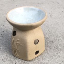 Ceramic Aromatherapy Essential Oil Burner Diffuser Beige Natural (Silver Lake)