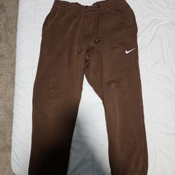 Brown Nike Sweatpants 