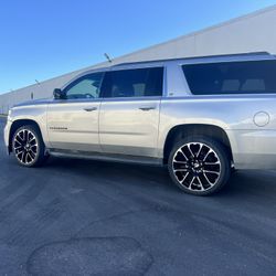 2017 Chevrolet Suburban
