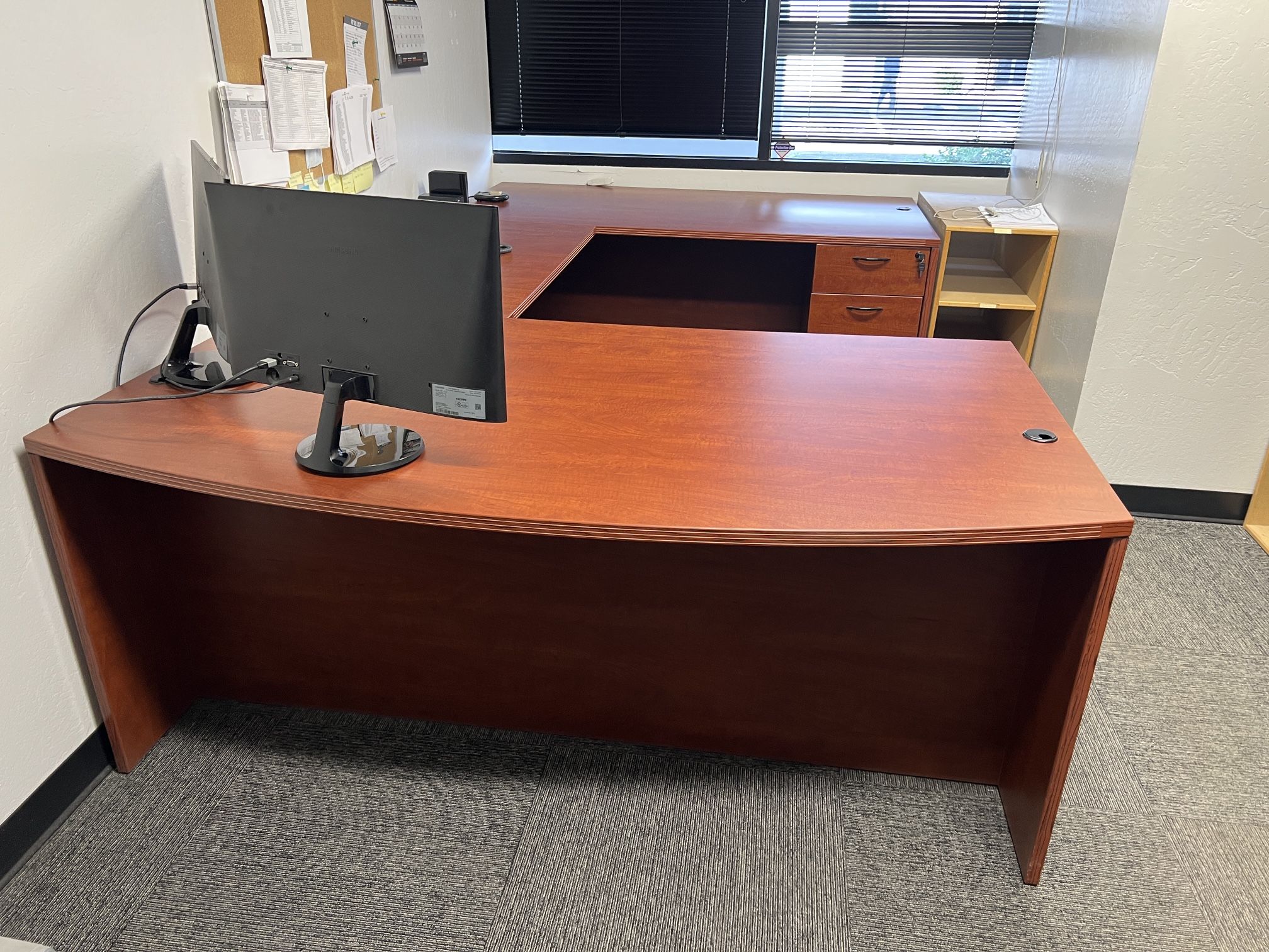 Office desk set