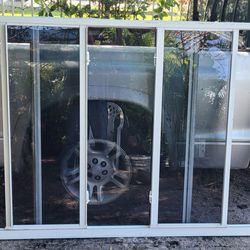 # ventana Corrediza 73 x50