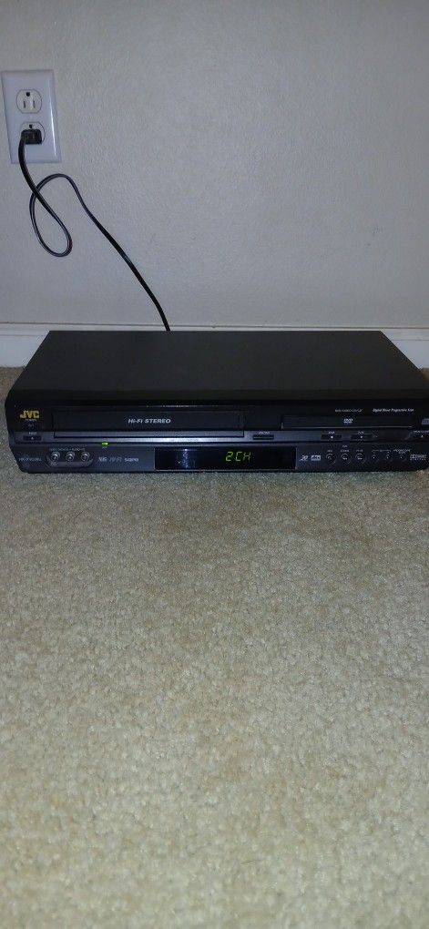 JVC VCR VHS Home Video Tape Player Combo DVD Player