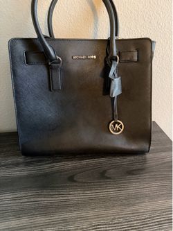Michael Kors Dillon saffiano leather satchel/tote