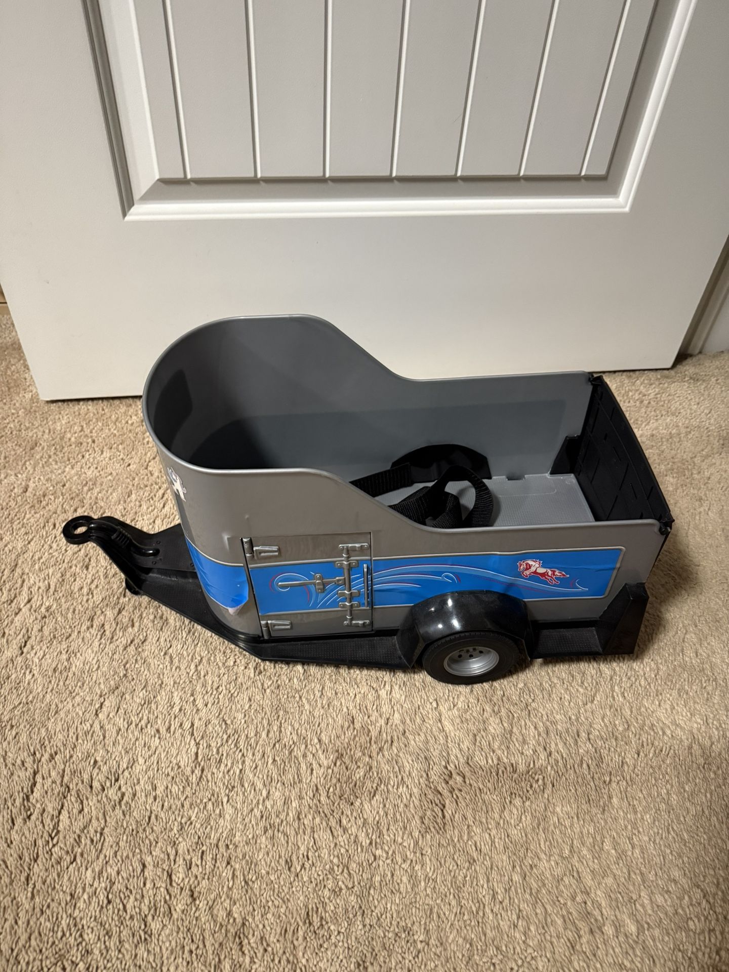 Doll Horse Trailer 