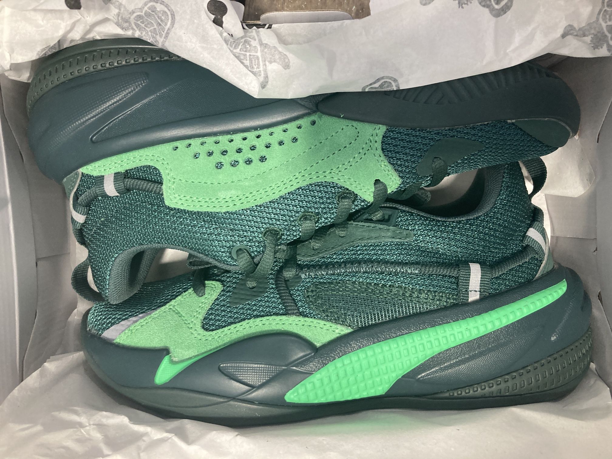 New Youth Size 4 Sneakers