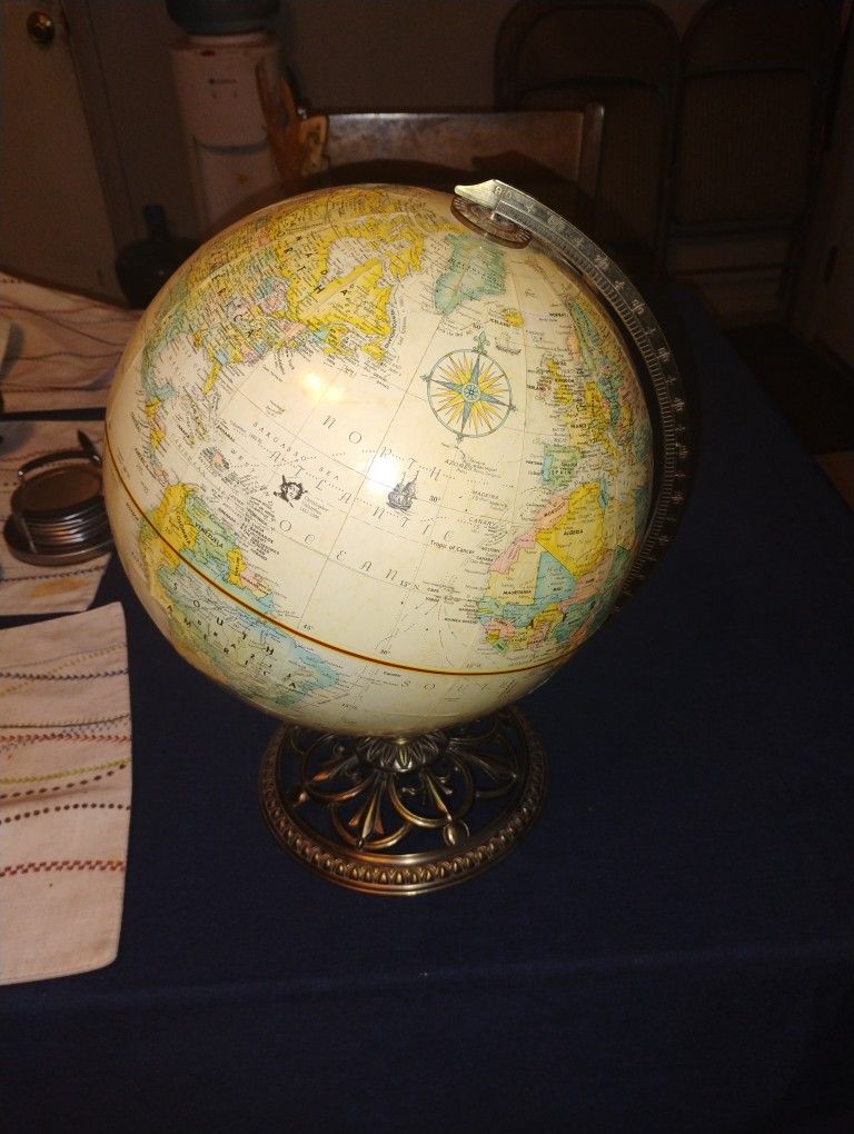 Globe Master 12inch Globe.