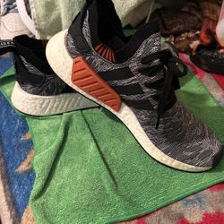 Adidas NMD R2 PK Primeknit Black White Future Harvest
