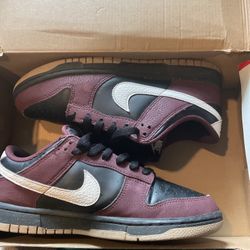 burgundy  Dunks