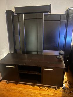 FREE ITEMS  IF YOU SEE IT ITS STILL AVAILABLE head board foot board  TV stand hold 55 inch