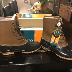 Womens Winter boots By sporto