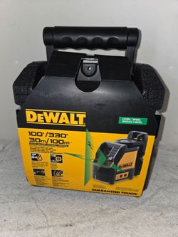 Dewalt 100' /330' Green Self-Leveling Cross Line Laser New (Price Is Firm)