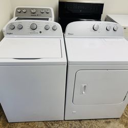 Whirlpool super capapcity washer and gas dryer set