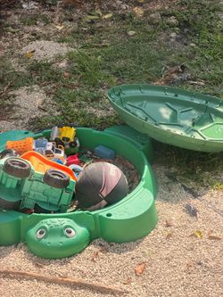 Little Tikes Turtle Sandbox