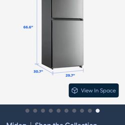 Media Medium Size Refrigerator 