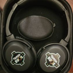 Noise Canceling Headphones *comparable to BOSE
