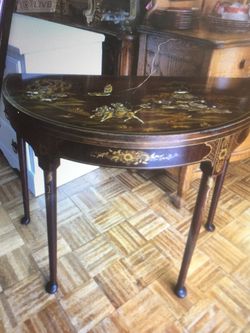 Antique entrance table Game table opens for cards
