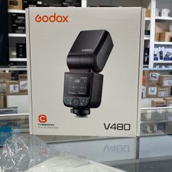 Godox V480 On Camera Flash