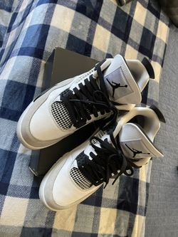 Air Jordan 4 Retro ( Military Black)