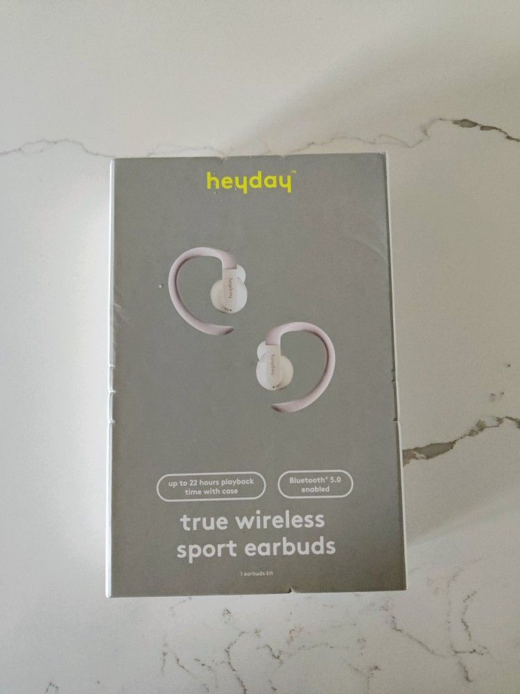 Wireless sports earbuds