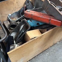 Auto Parts - Closing Up After 68 Years /liquidating 