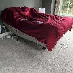 Queen Tempur-Pedic Tempur-Ergo Premier Adjustable Bed **FREE