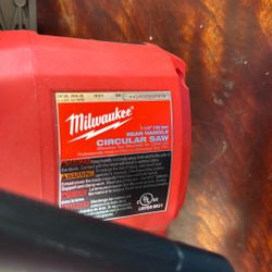 Milwaukee Rear Handle Skill Saw 2830-20 