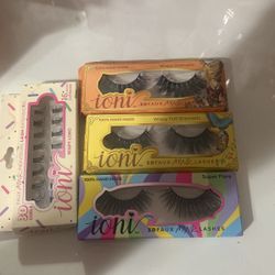 $1 Lashes !! Box Ruined But New Never Used 