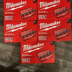Milwaukee M12 4 Charger 